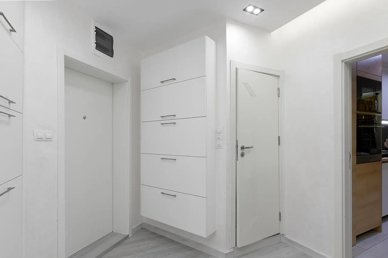 Perla Luxury Apartment Burgas 0*,
