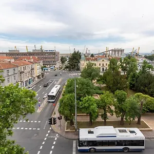 Apartment Seaman's House, Burgas