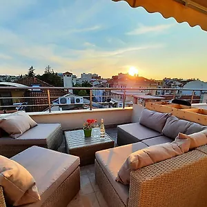 Apartment Shik & Chic In The Heart Of # 5min From # New, Burgas